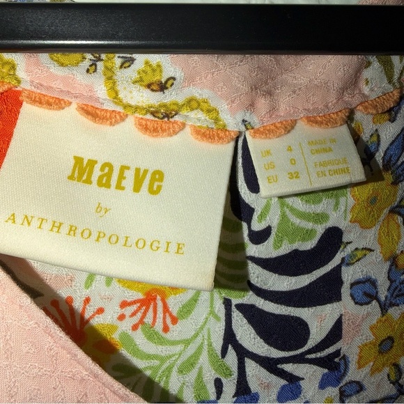 Maeve V Neck Blouse - Picture 4 of 6